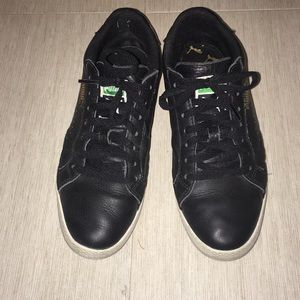 Puma black sneakers size 8